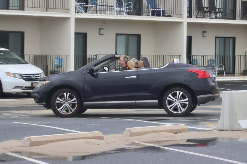 It’s always a ragtop day at the beach, even when we’re feeling the effects of a hurricane. BILL SHULL PHOTO